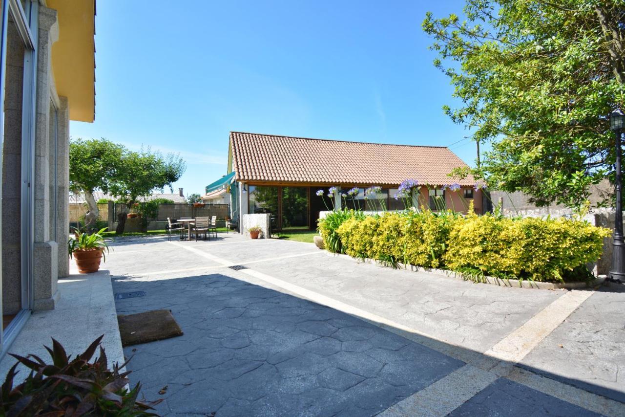 Galihost - Casa Con Precioso Jardin En Vilanova De Arousa 外观 照片