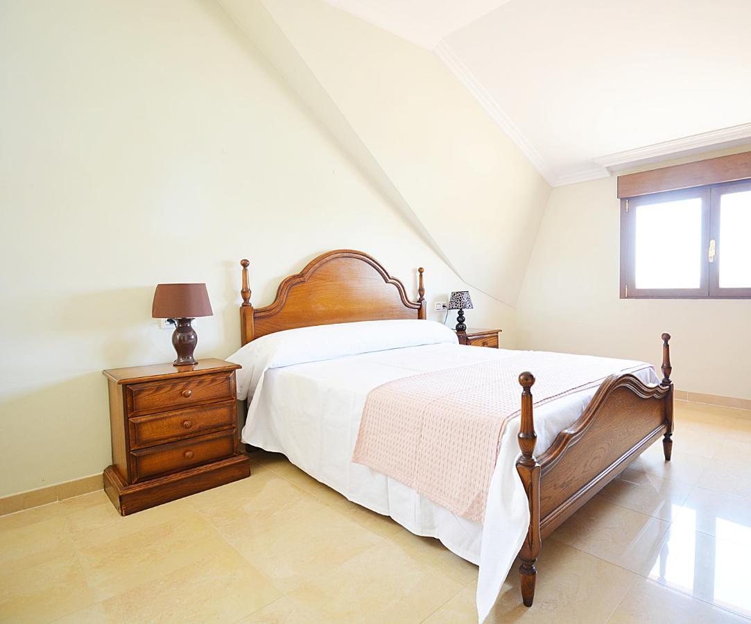 Galihost - Casa Con Precioso Jardin En Vilanova De Arousa 外观 照片