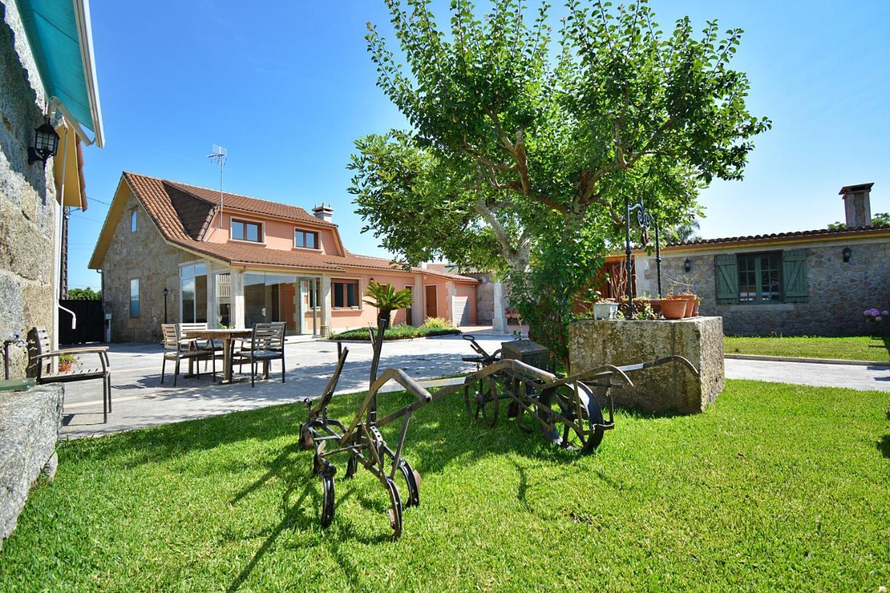 Galihost - Casa Con Precioso Jardin En Vilanova De Arousa 外观 照片
