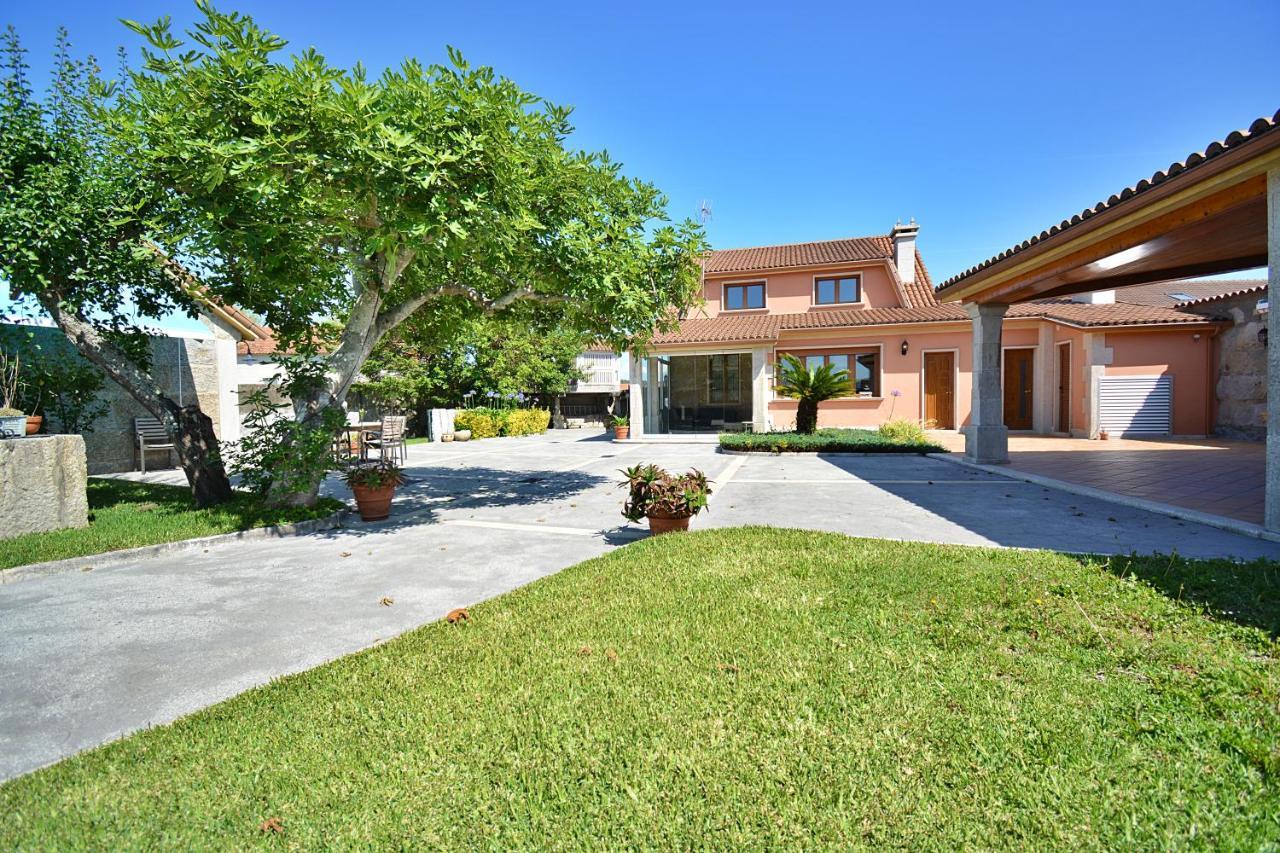 Galihost - Casa Con Precioso Jardin En Vilanova De Arousa 外观 照片