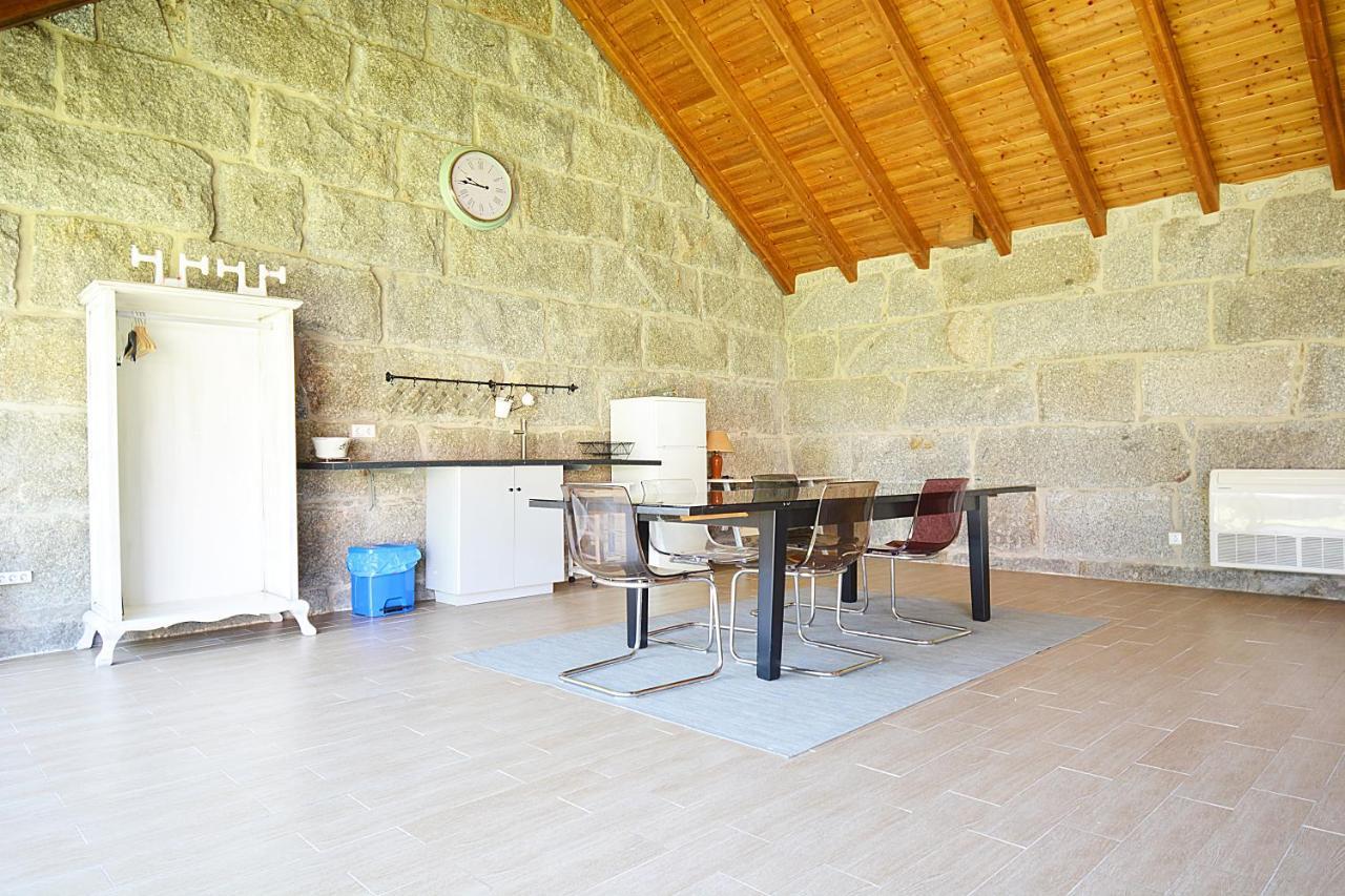 Galihost - Casa Con Precioso Jardin En Vilanova De Arousa 外观 照片
