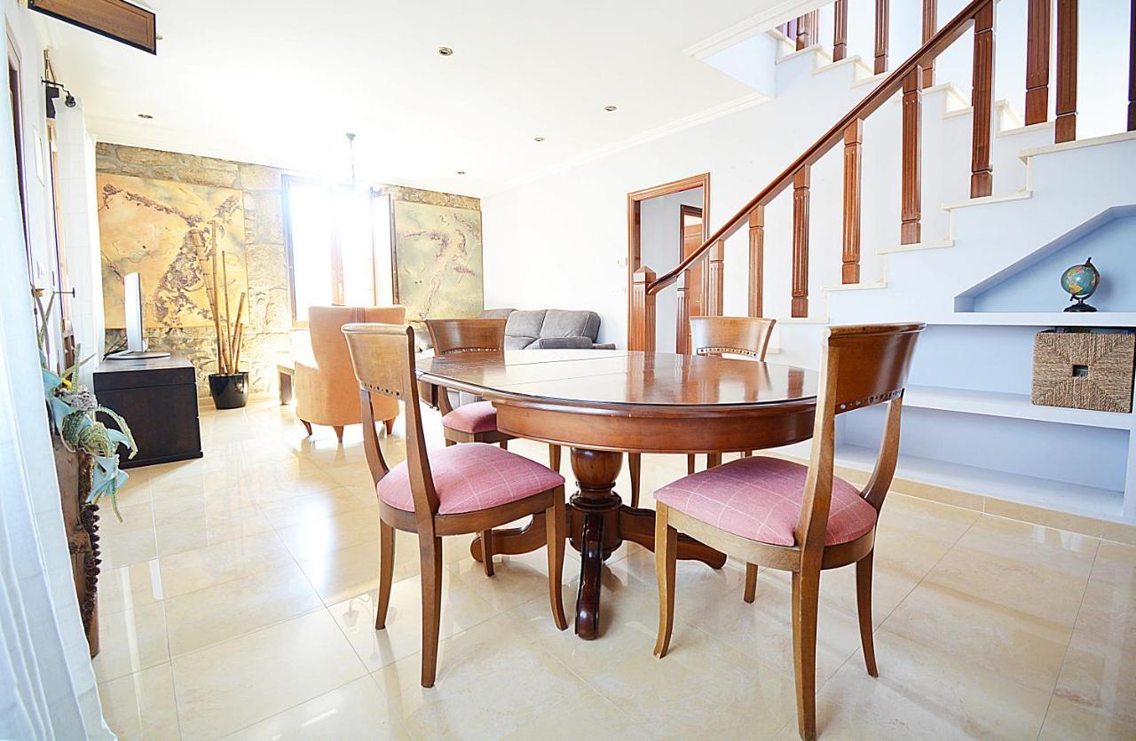 Galihost - Casa Con Precioso Jardin En Vilanova De Arousa 外观 照片