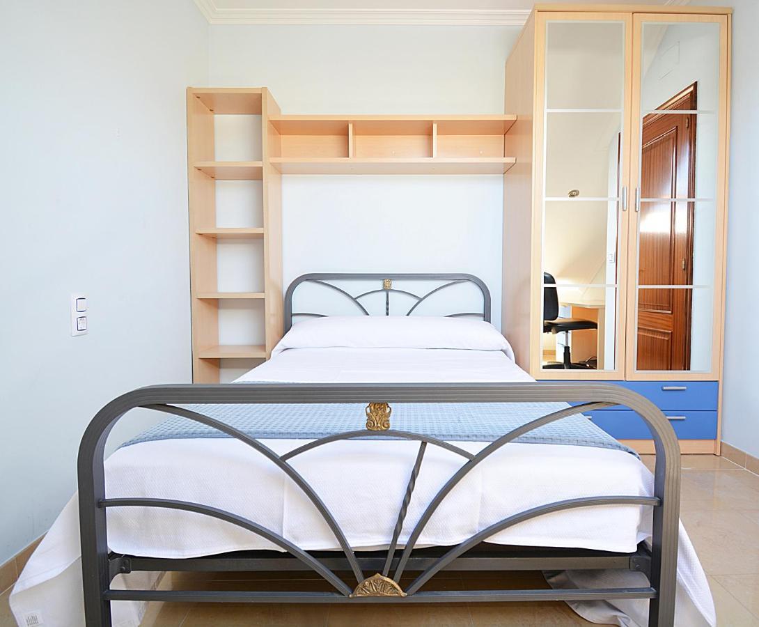 Galihost - Casa Con Precioso Jardin En Vilanova De Arousa 外观 照片