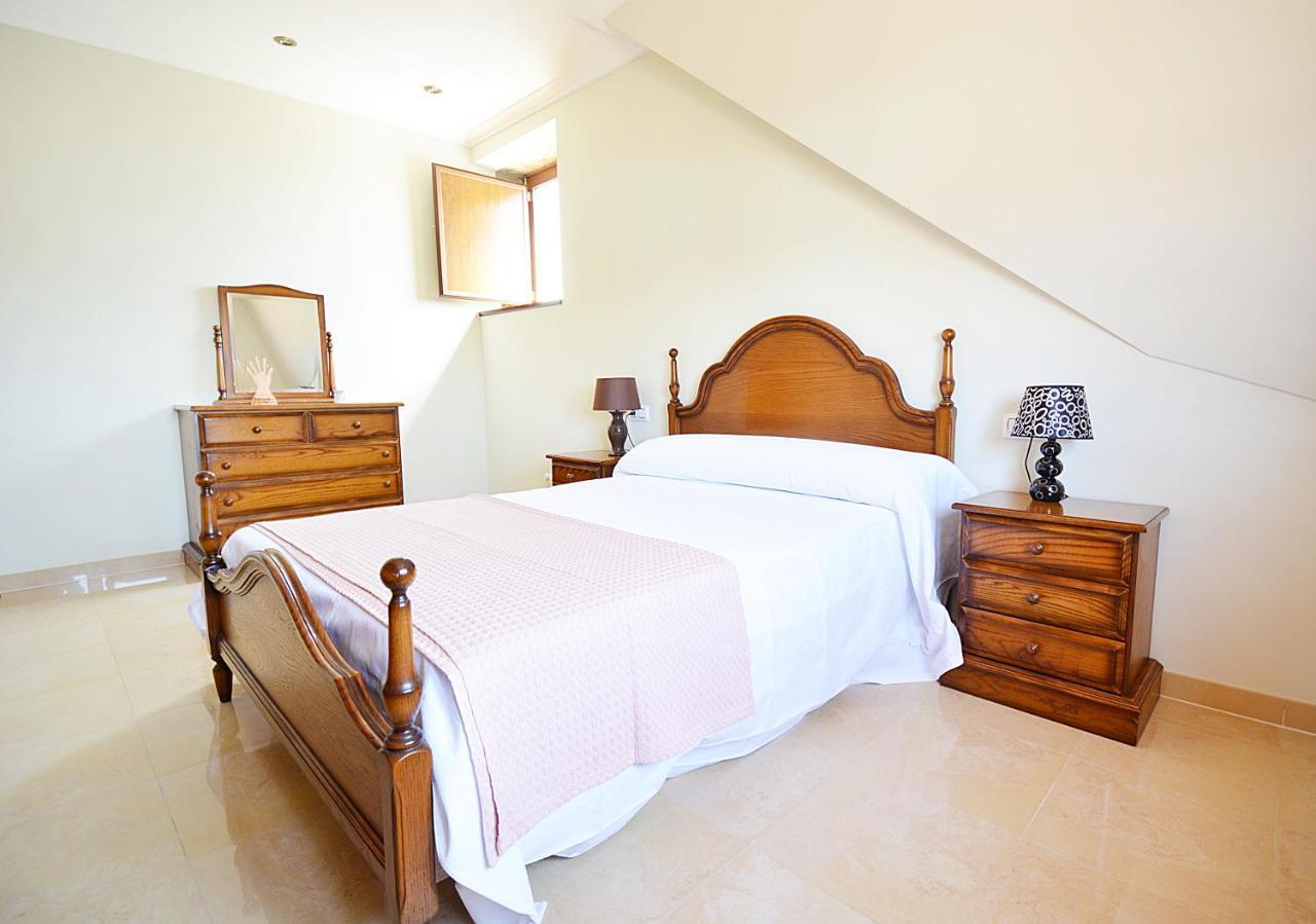 Galihost - Casa Con Precioso Jardin En Vilanova De Arousa 外观 照片